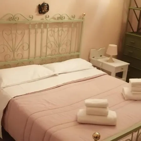 A Cas' E Mari Неаполь