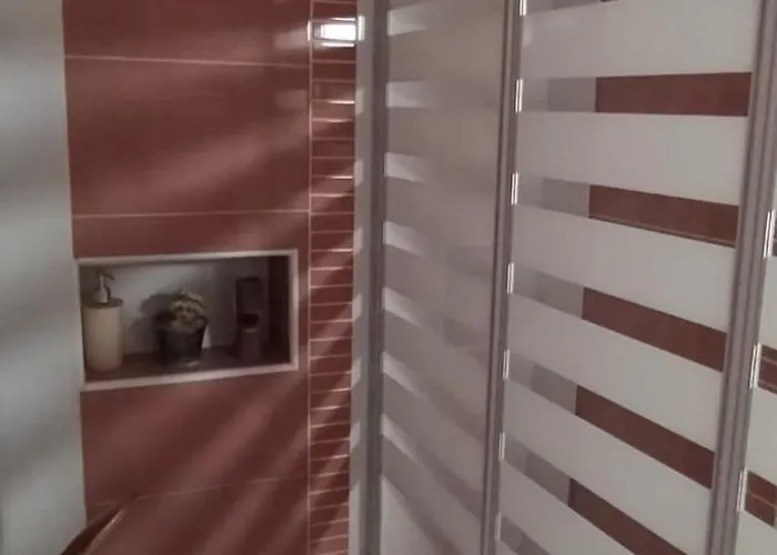 Апартаменты A Cas' E Mari Неаполь